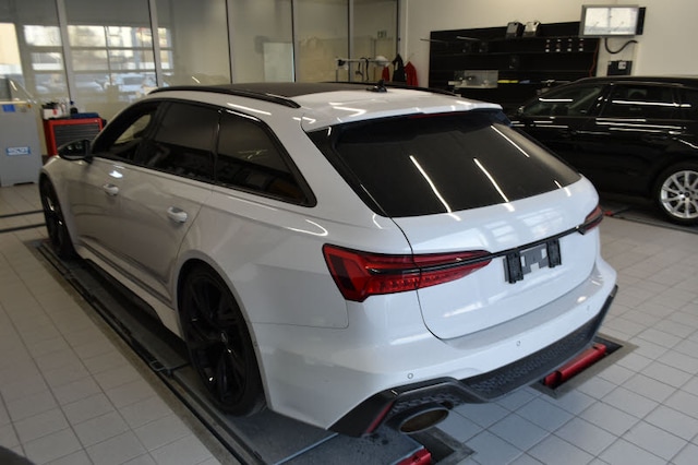 Audi RS6 Avant Quattro