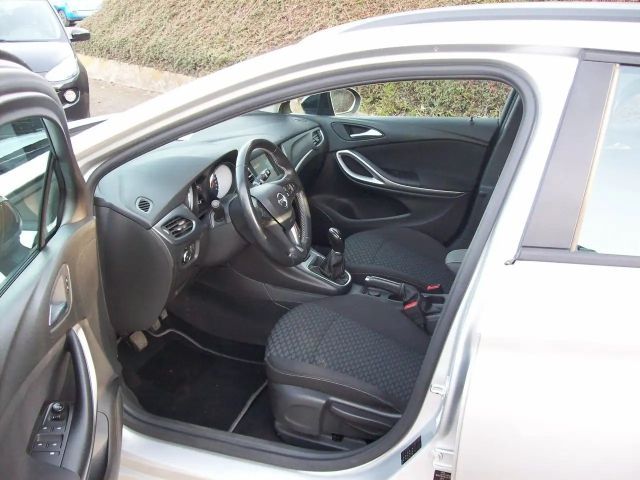 Opel Astra Edition Sports Tourer