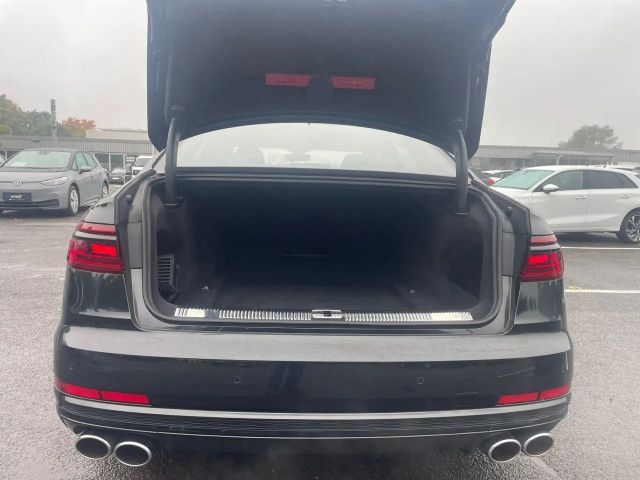 Audi S8 4.0 TFSI Quattro