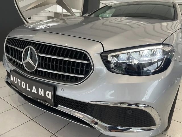 Mercedes-Benz E 220 E 220 d Estate