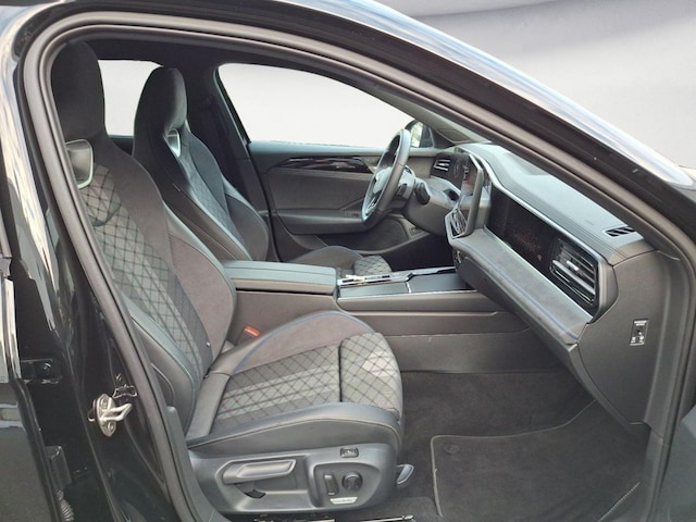 Volkswagen Passat 2.0 TDI DSG R-Line Variant