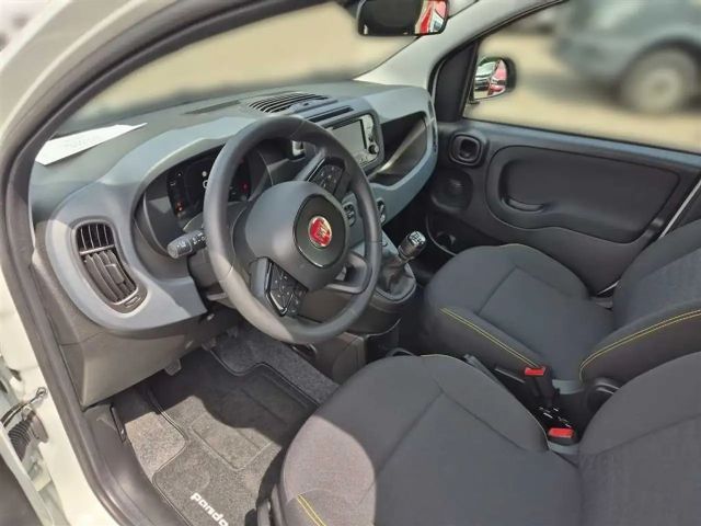 Fiat Panda Panda Hybrid 1.0 GSE Parksensoren hinten CityPaket