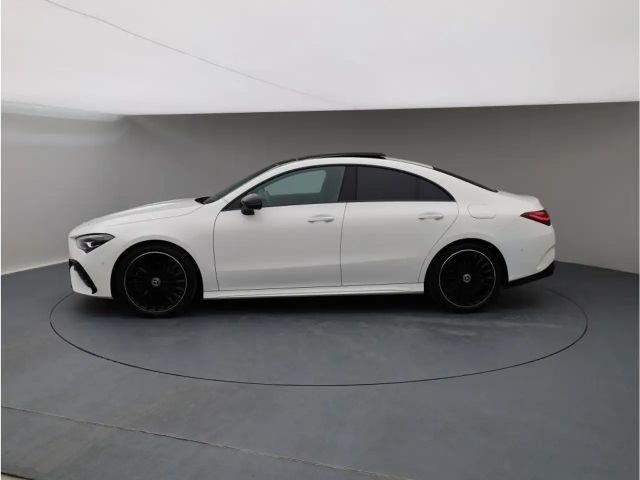 Mercedes-Benz CLA 200 AMG Line Coupé