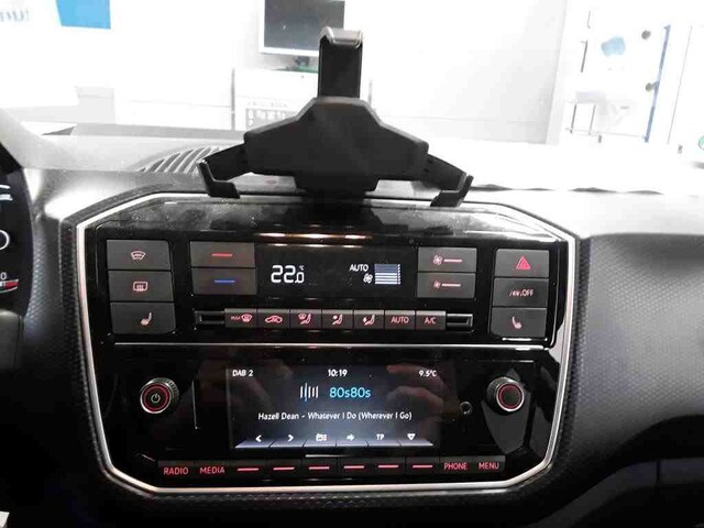 Volkswagen e-up! Automatik NAVIV. KAMERA ALU APS SITZHEIZUNG CLIMATRONIC