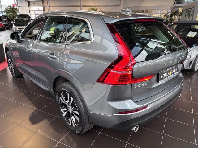Volvo XC60 Momentum
