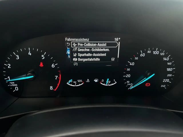 Ford Focus EcoBoost ST Line