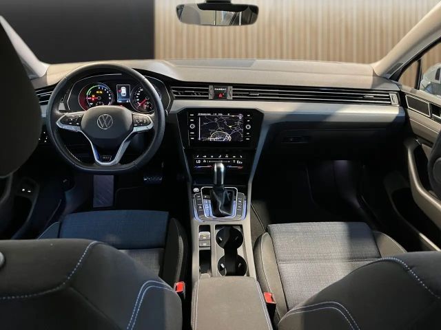 Volkswagen Passat GTE Variant