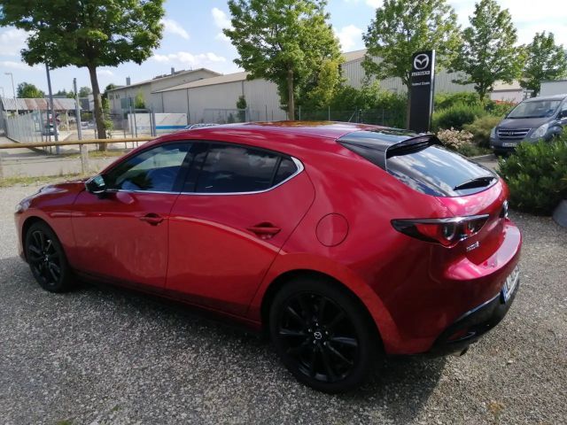 Mazda 3 2.5L SkyActiv e-Skyactiv