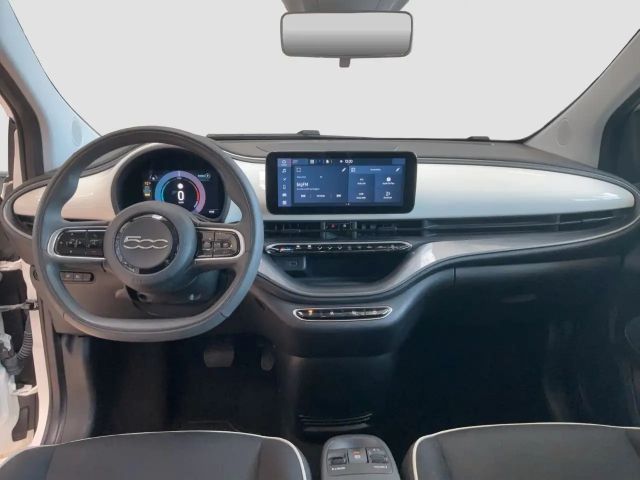 Fiat 500e + Ganzjahresreifen