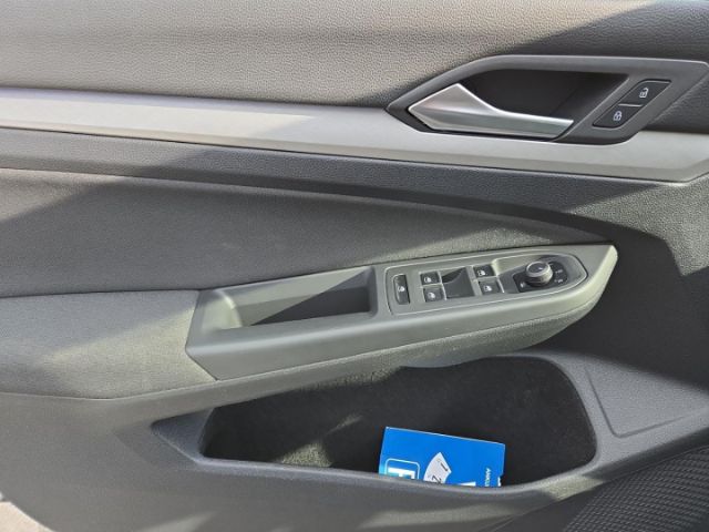 Volkswagen Golf 2.0 TDI DSG Life Variant