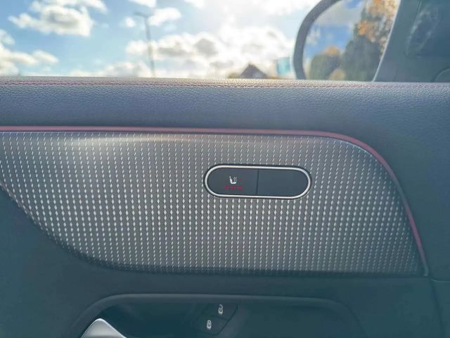 Mercedes-Benz EQB 250 AMG Line