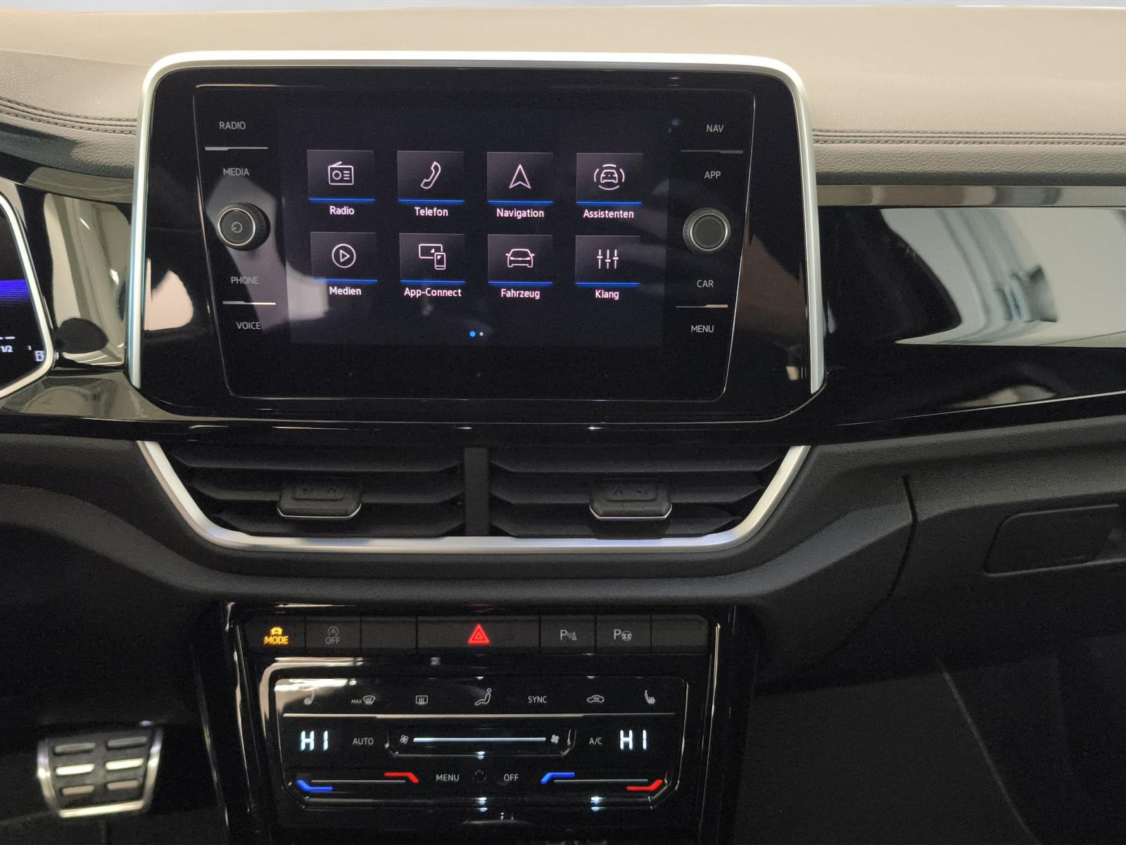 Volkswagen T-Roc 1.5 TSI DSG Plus R-Line