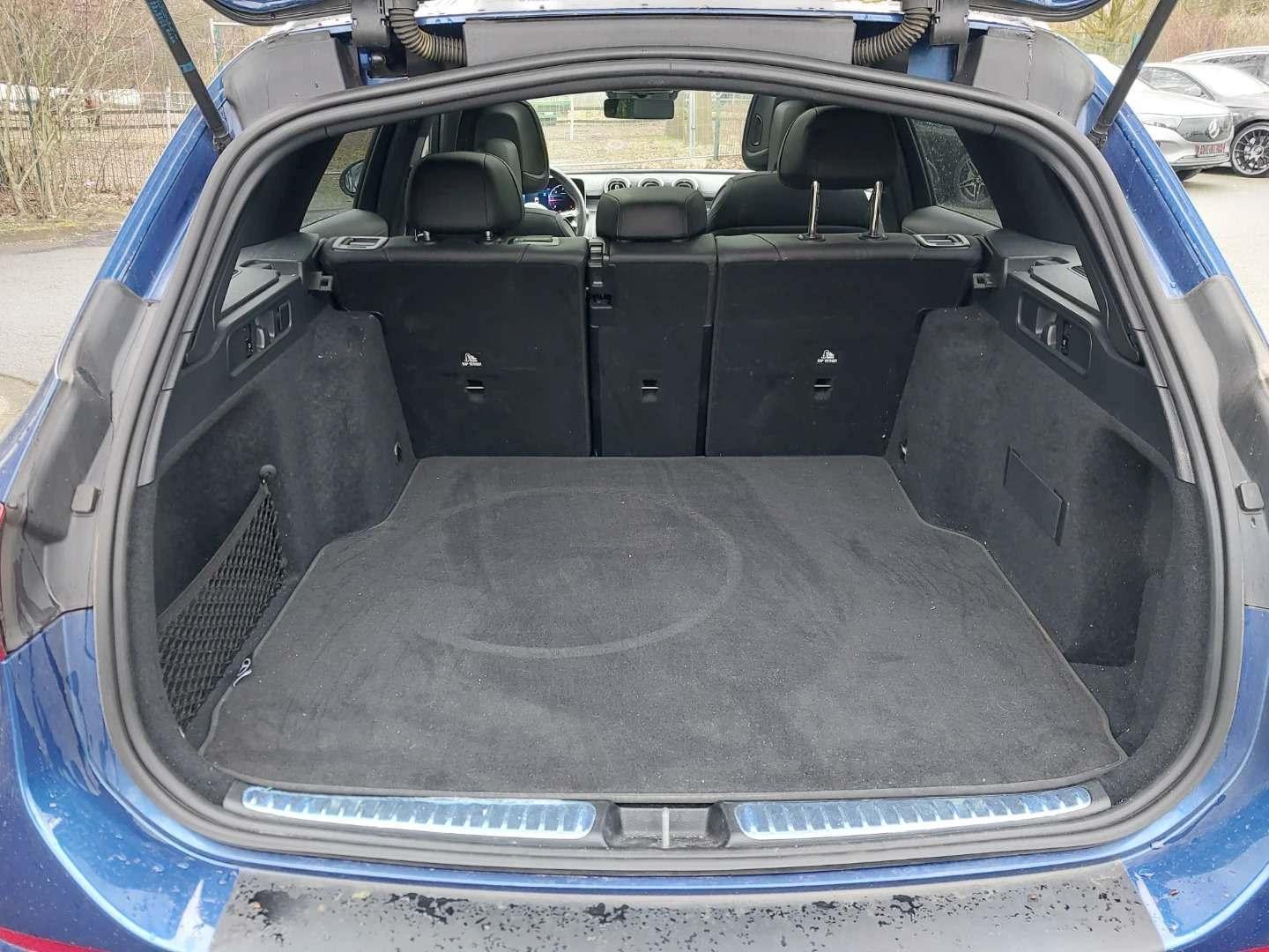 Mercedes-Benz C 220 AMG Line C 220 d Estate