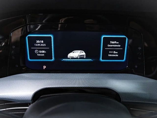 Volkswagen Golf 1.5 eTSI