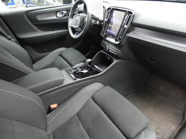 Volvo XC40 Dark Plus