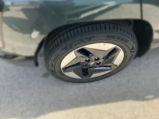 Hyundai Kona 64 kWh Electric