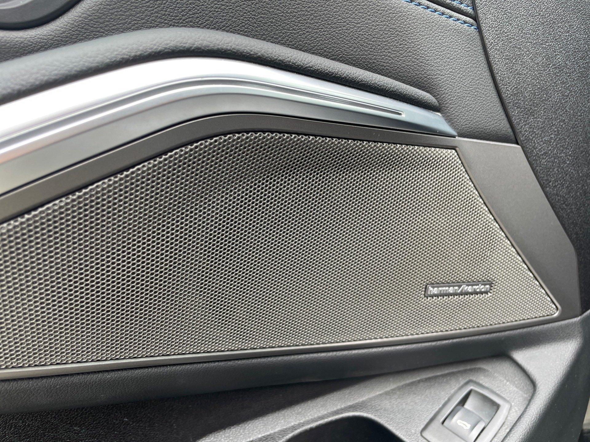 BMW 330 330i Sedan xDrive