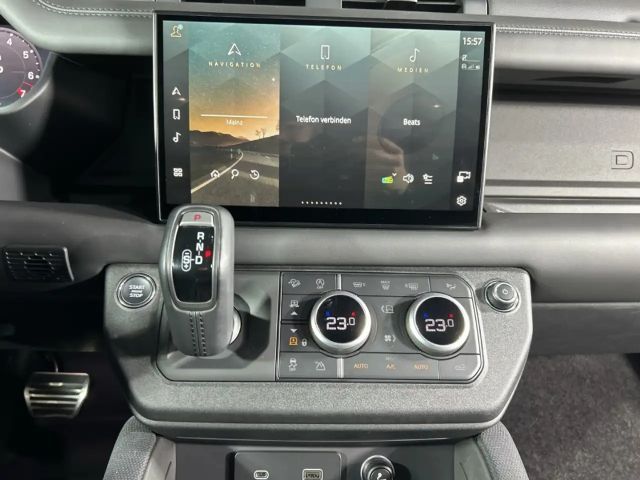 Land Rover Defender 90