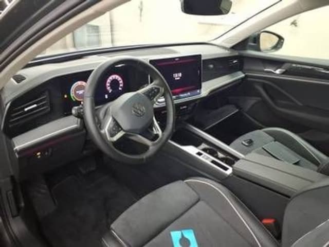 Volkswagen Passat *AHK*HUD*NAVI*LED*KAMERA*APP CONNECT*