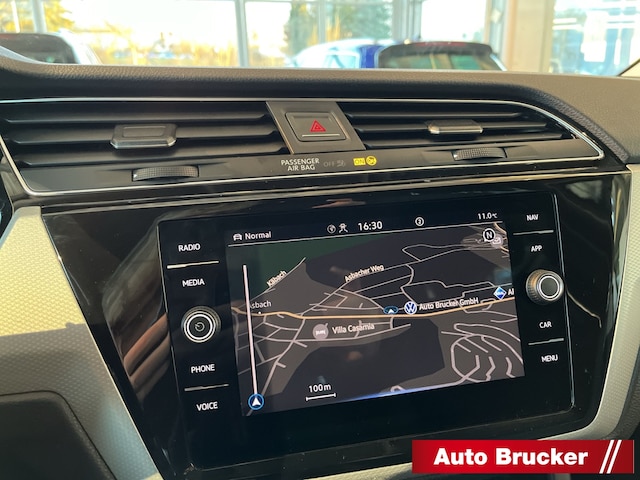 Volkswagen Touran Move 2.0 TDI+Climatronic+Navi+LED+Elektr. Heckklappe