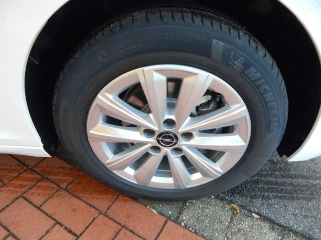 Opel Astra Enjoy Sports Tourer