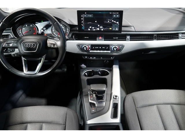 Audi A4 40 TDI Avant S-Tronic