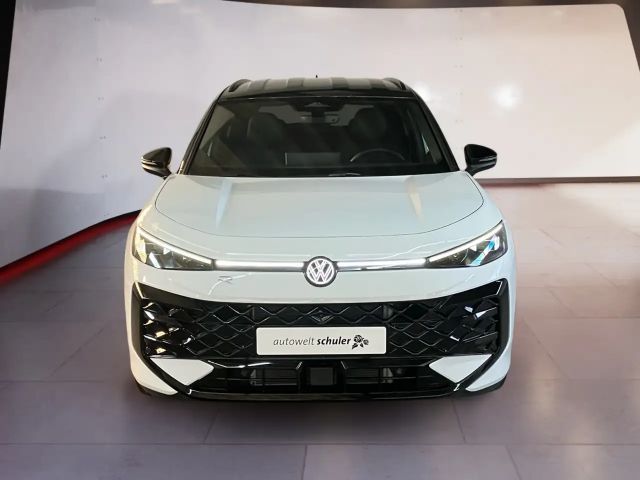 Volkswagen T-Roc 1.5 eTSI DSG R-Line