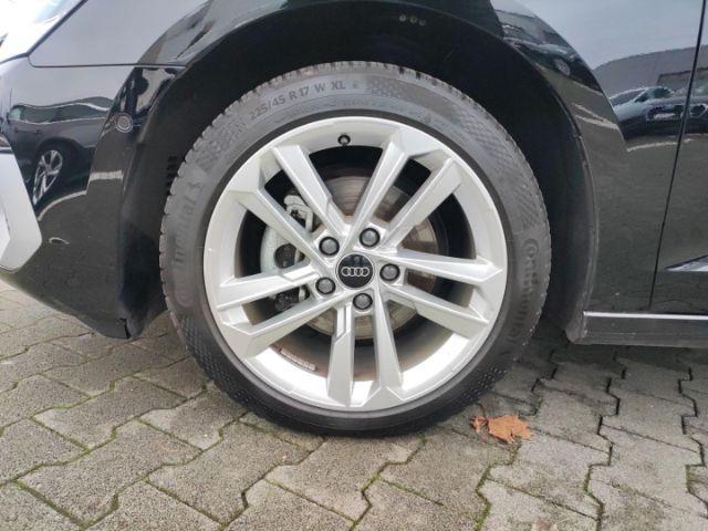 Audi A3 30 TFSI S-Tronic Sedan