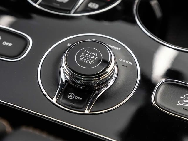 Bentley Bentayga EWB AZURE BLACK / TAN / FULL OPTION