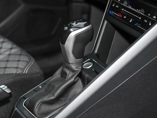 Volkswagen Taigo 1.5 TSI DSG R-Line