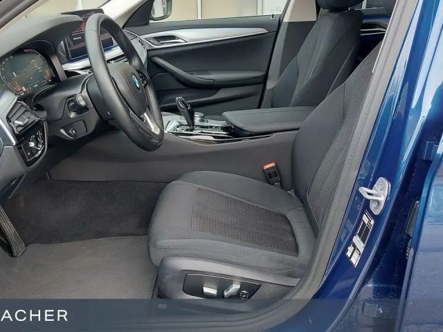 BMW 520 520d Sedan
