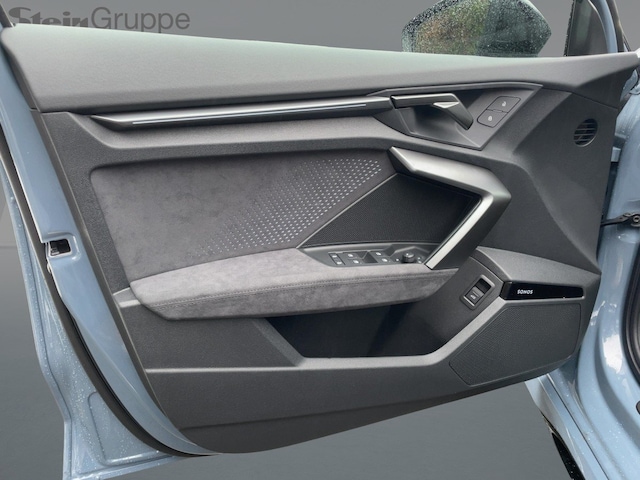 Audi RS3 Quattro S-Tronic Sedan