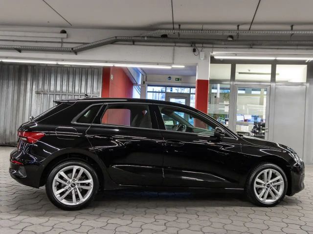 Audi A3 40 TFSI Hybride Sedan