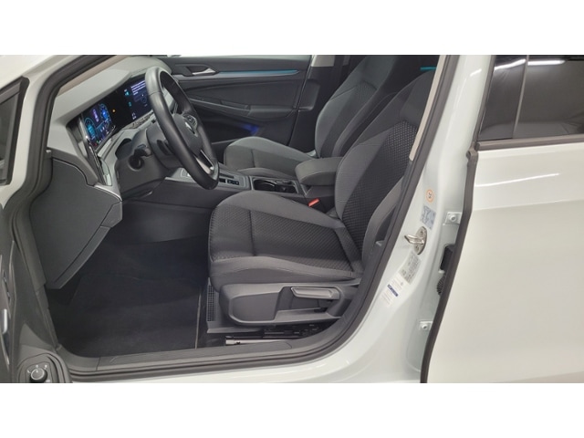 Volkswagen Golf 1.5 eTSI DSG Golf VIII