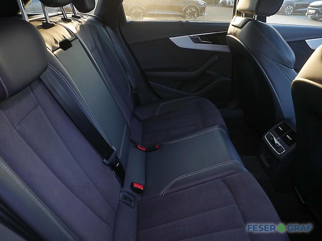 Audi A4 45 TFSI Avant Quattro S-Line S-Tronic