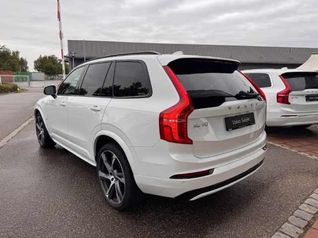 Volvo XC90 R-Design