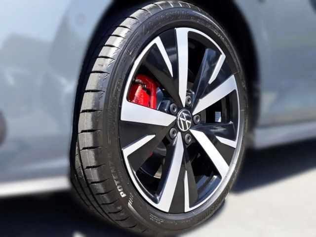 Volkswagen Golf GTE eHybrid