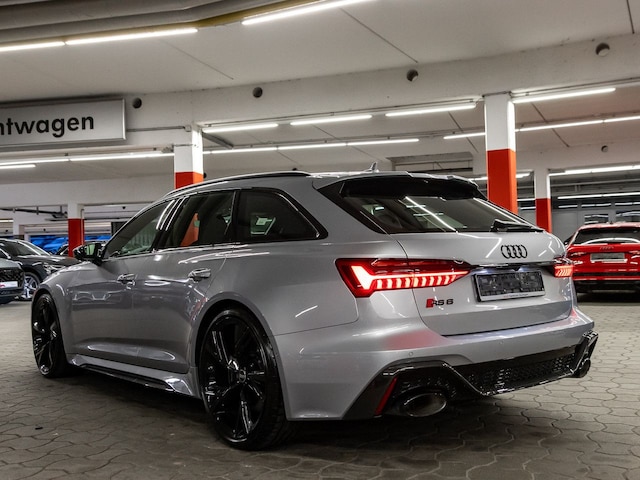 Audi RS6 Avant Quattro