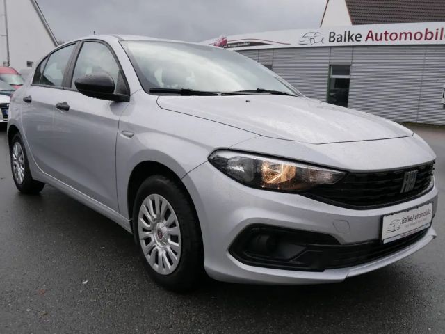 Fiat Tipo 1.4 5-Türer *PDC*Bluetooth*Allwetterreifen*uvm!