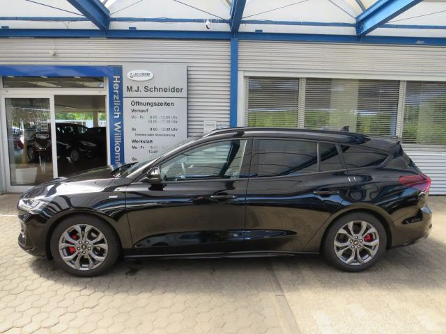 Ford Focus ST Line Wagon