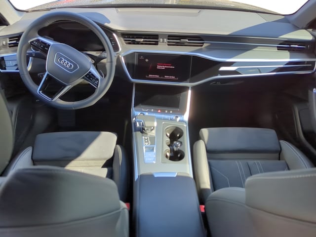 Audi A6 45 TFSI Quattro S-Line S-Tronic Sedan
