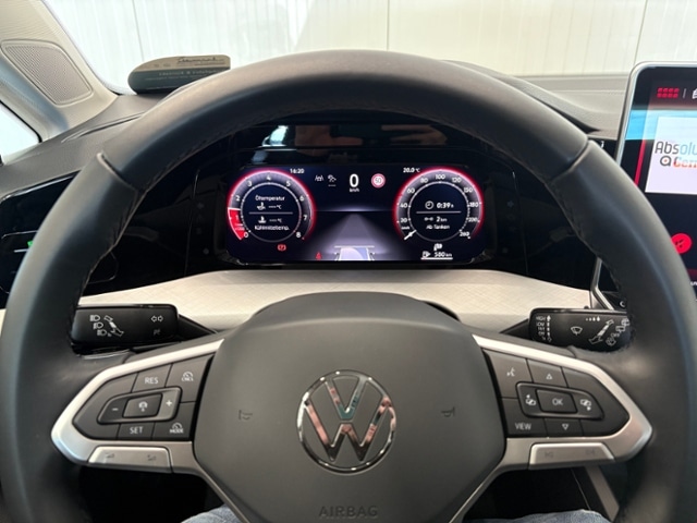 Volkswagen Golf 1.5 TSI Golf VIII