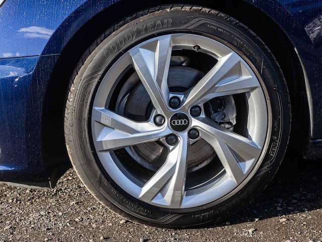 Audi A4 35 TFSI Avant S-Tronic