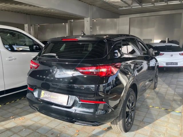 Opel Grandland X 1.2 Turbo