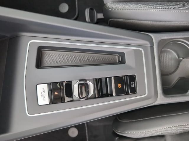 Volkswagen Golf Business DSG Variant