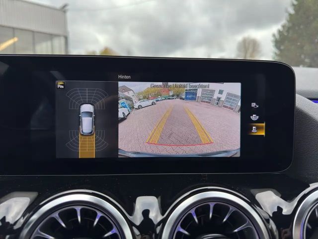 Mercedes-Benz GLA 200 AMG Line