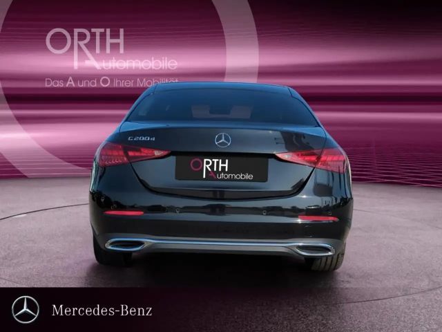 Mercedes-Benz C 200 C 200 d Sedan