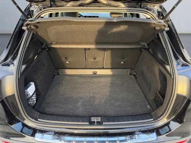 Mercedes-Benz GLA 200 Style