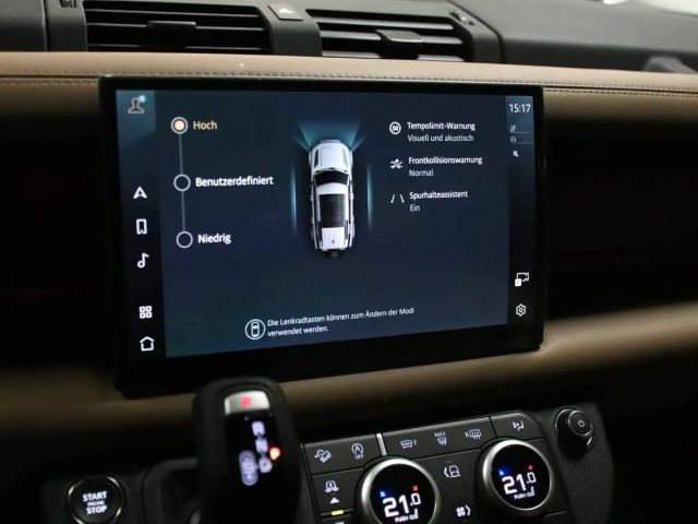 Land Rover Defender 110 D300 Dynamic HSE