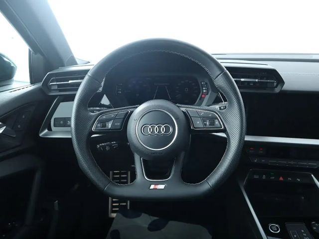 Audi A3 Hybride S-Line Sedan